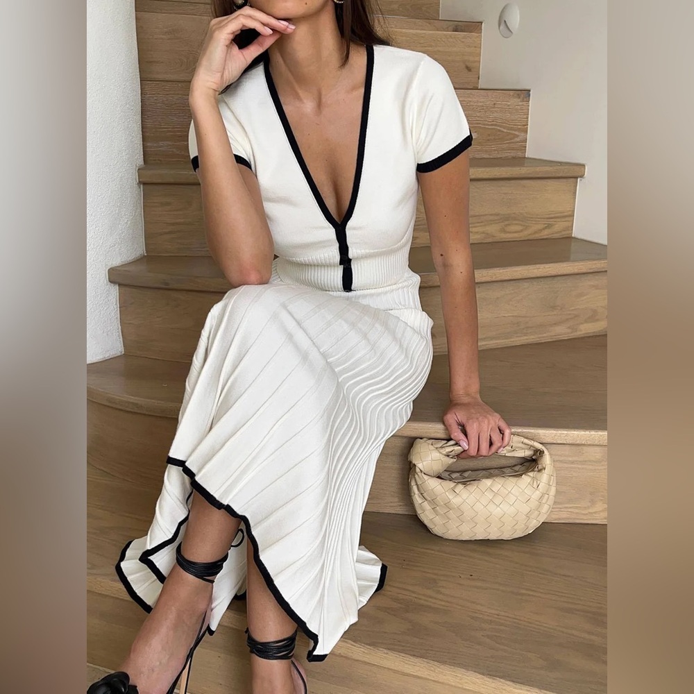 146 Commense Minimalism Contrast Trim Sweater Skirt Set